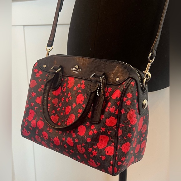 Sold - Picture 2 of 8